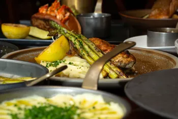 Cedars Steaks & Oysters at Foxwoods Resort Casino