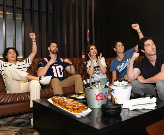 Watch the Patriots at DraftKings Foxwoods