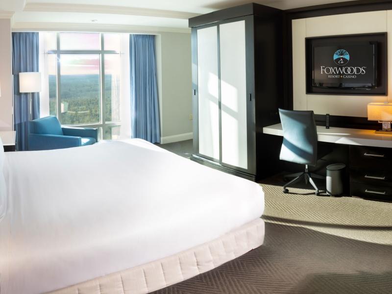 Grand Pequot Tower Petite Suite